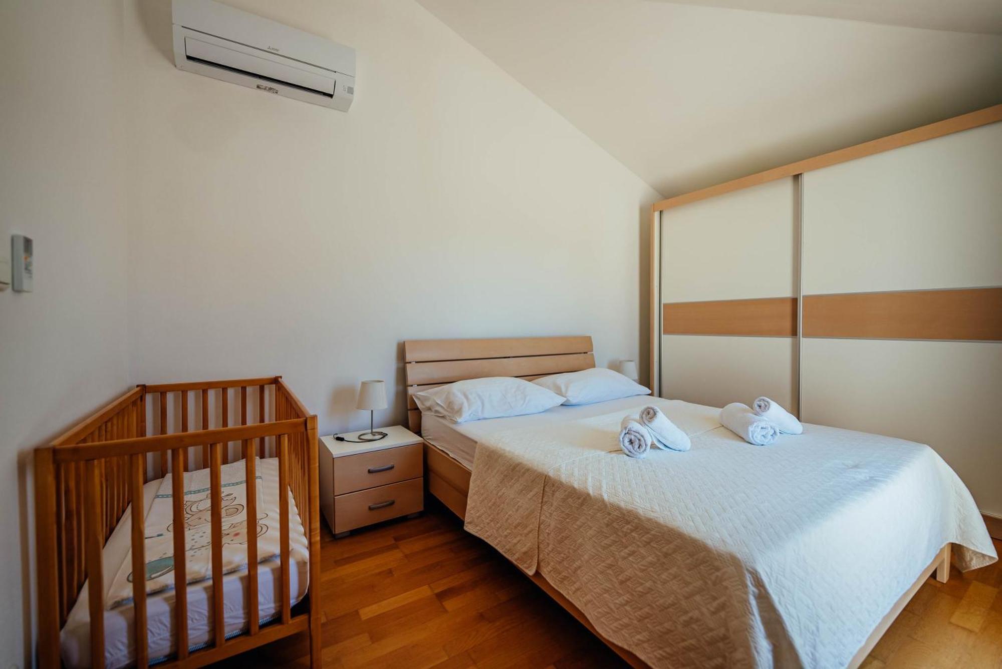 Villa Latica Donji Prolozac Экстерьер фото