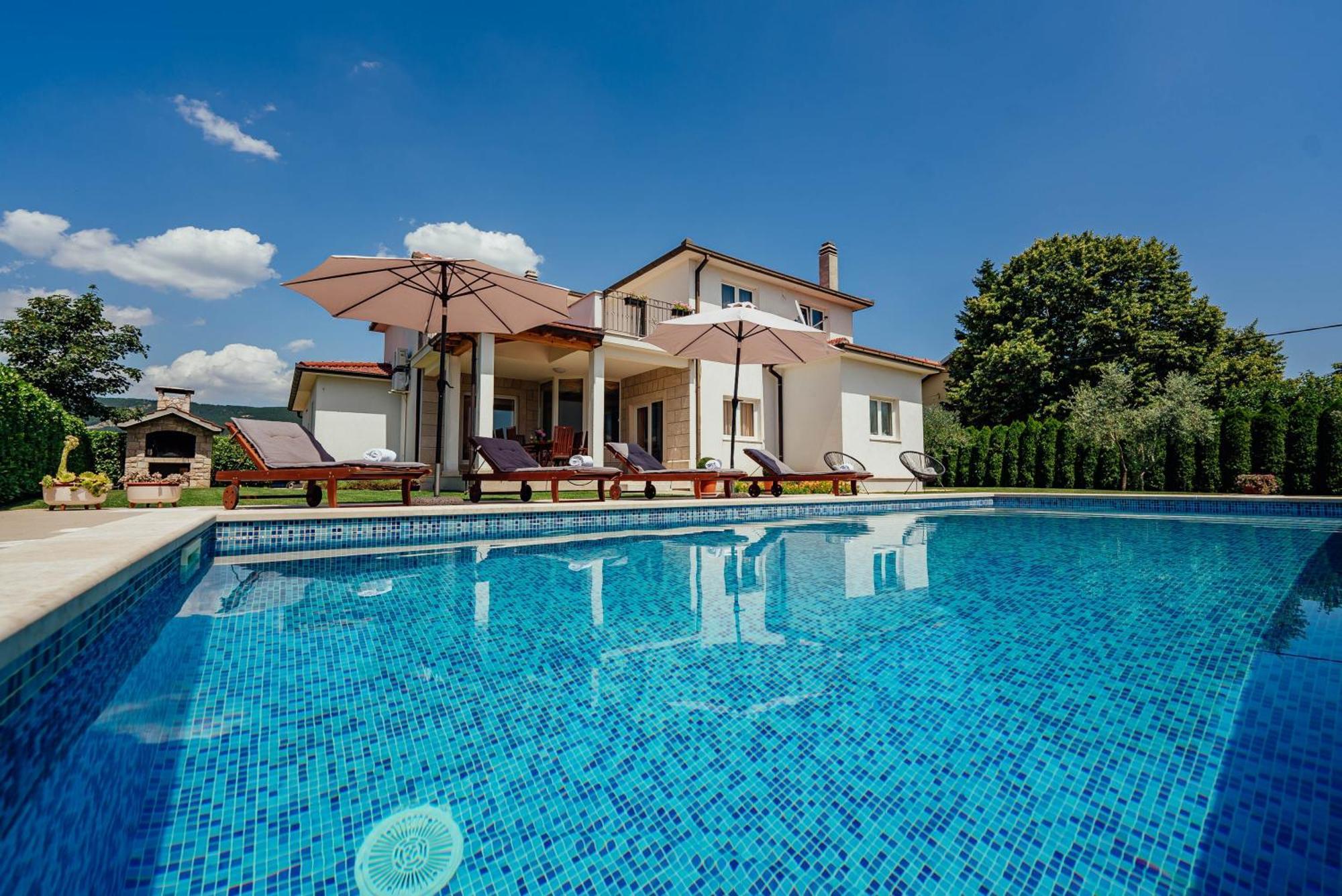 Villa Latica Donji Prolozac Экстерьер фото